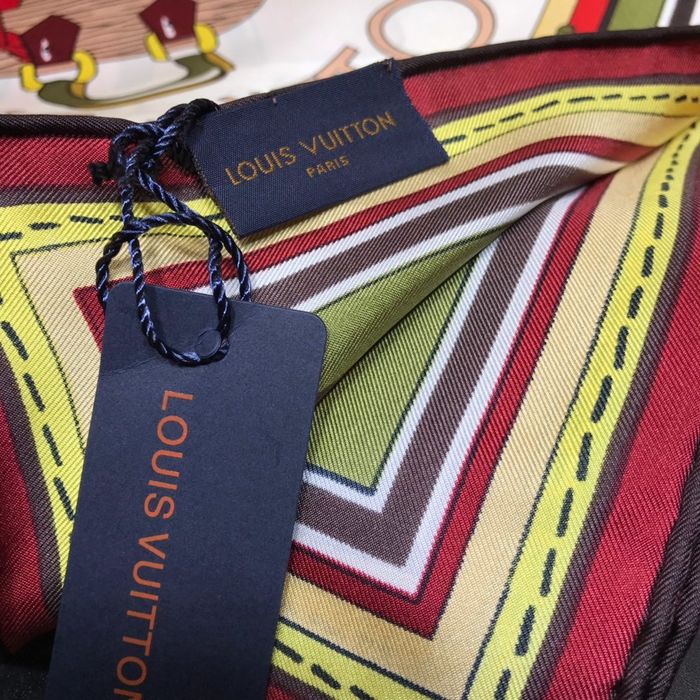 Louis Vuitton Scarf LVS00178